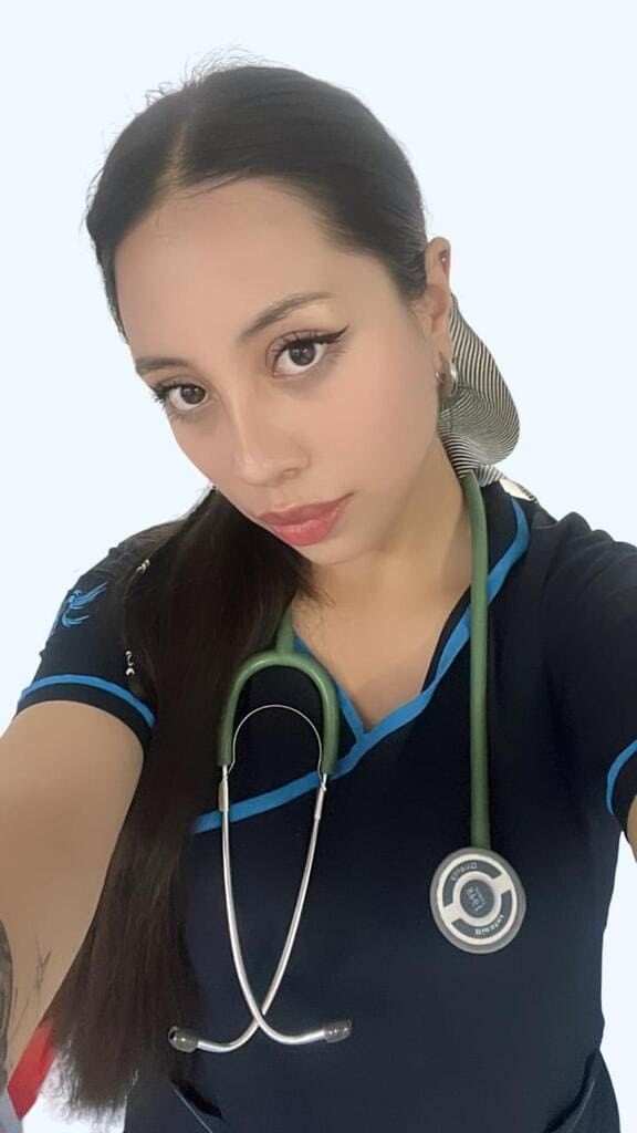 Servicios de Enfermería - Enfermera Marisol Aroca